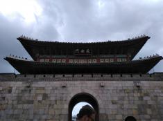 Tor der Hwaseong Fortress in Suwon