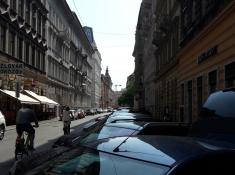 Typische lange Innenstadt-Straße, Budapest